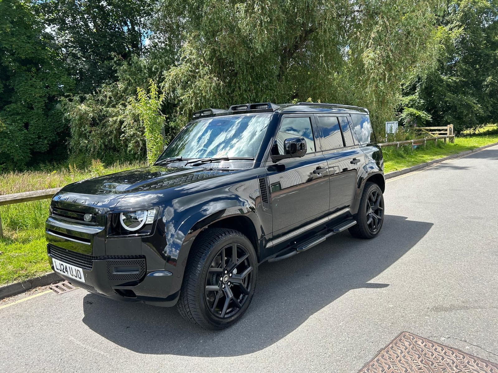 Black Land Rover Defender after mobile valet — JJ Mobile Valeting