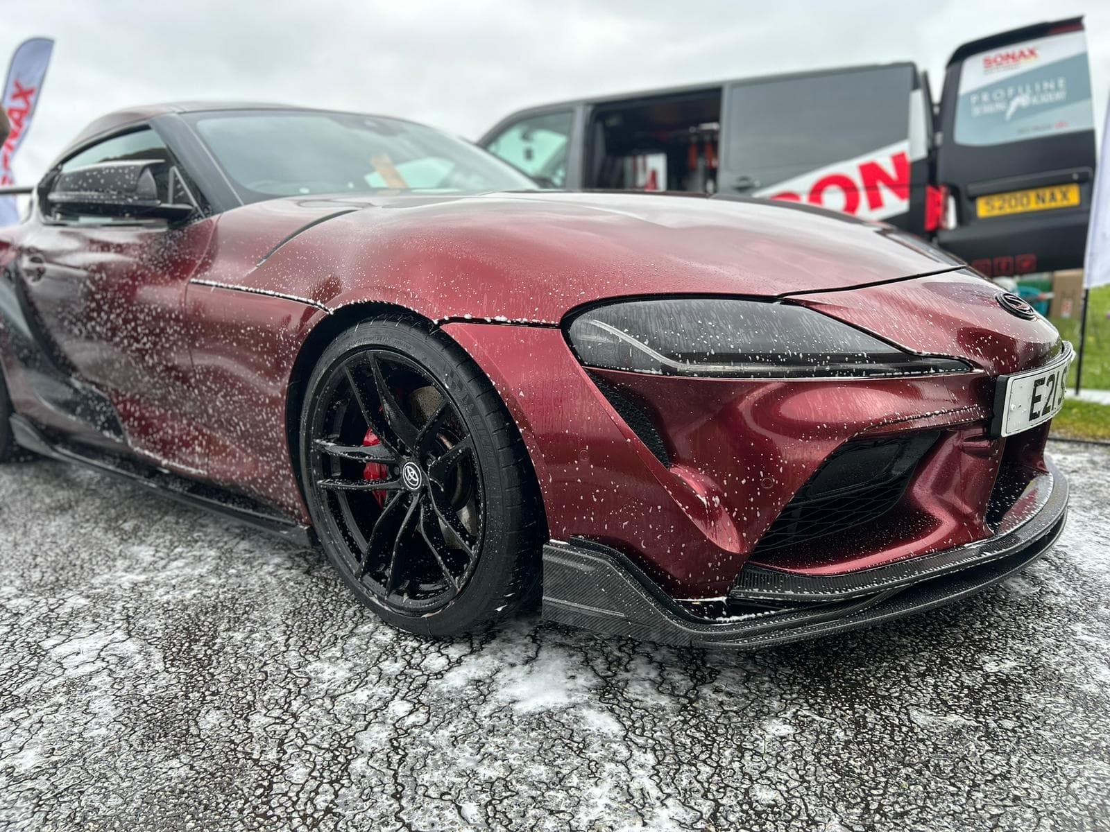 JJ Mobile Valeting working on Nissan Skyline at show